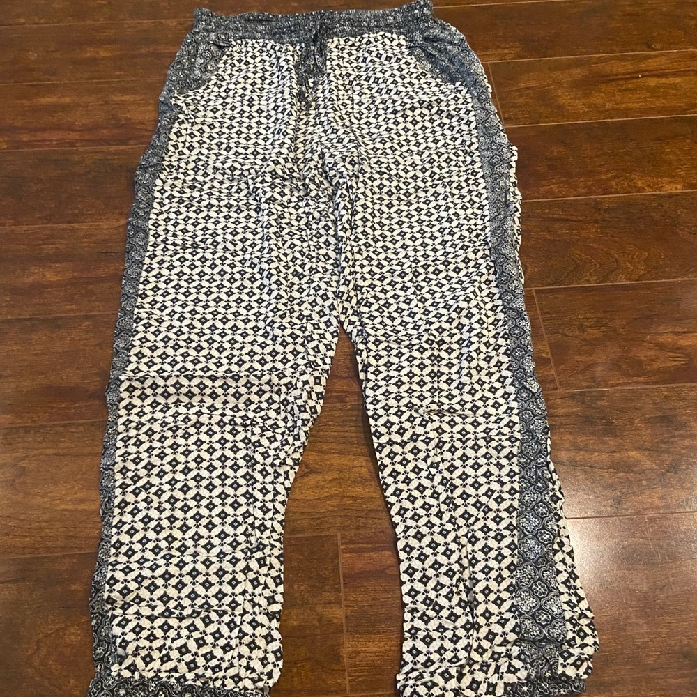 American Eagle soft pants. Size medium